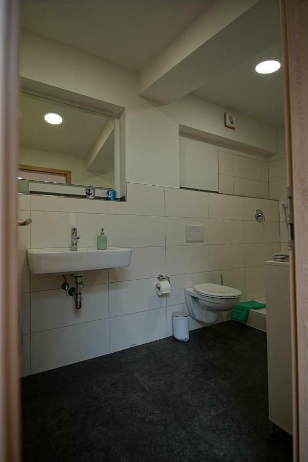 Gaestewohnung Hardinghaus Am Teich فارندورف المظهر الخارجي الصورة